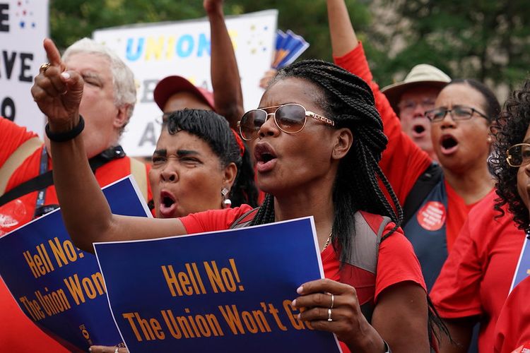 🗞 Union Membership Declines as Big Tech Lays Off Thousands